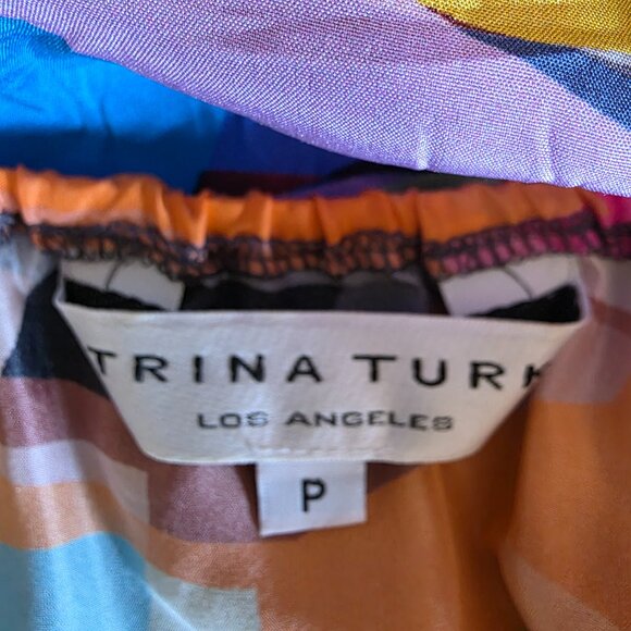 Trina Turk Bright Abstract Colorful Silk Blouse Smocked Batwing Sleeve Size P - Picture 9 of 10